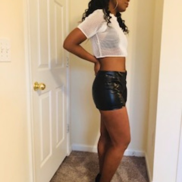 Mesh Top - Picture 2 of 3